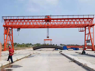 新疆路橋提梁機